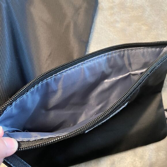 E.T.A 2pc Travel Zip Pouches - Picture 3 of 3